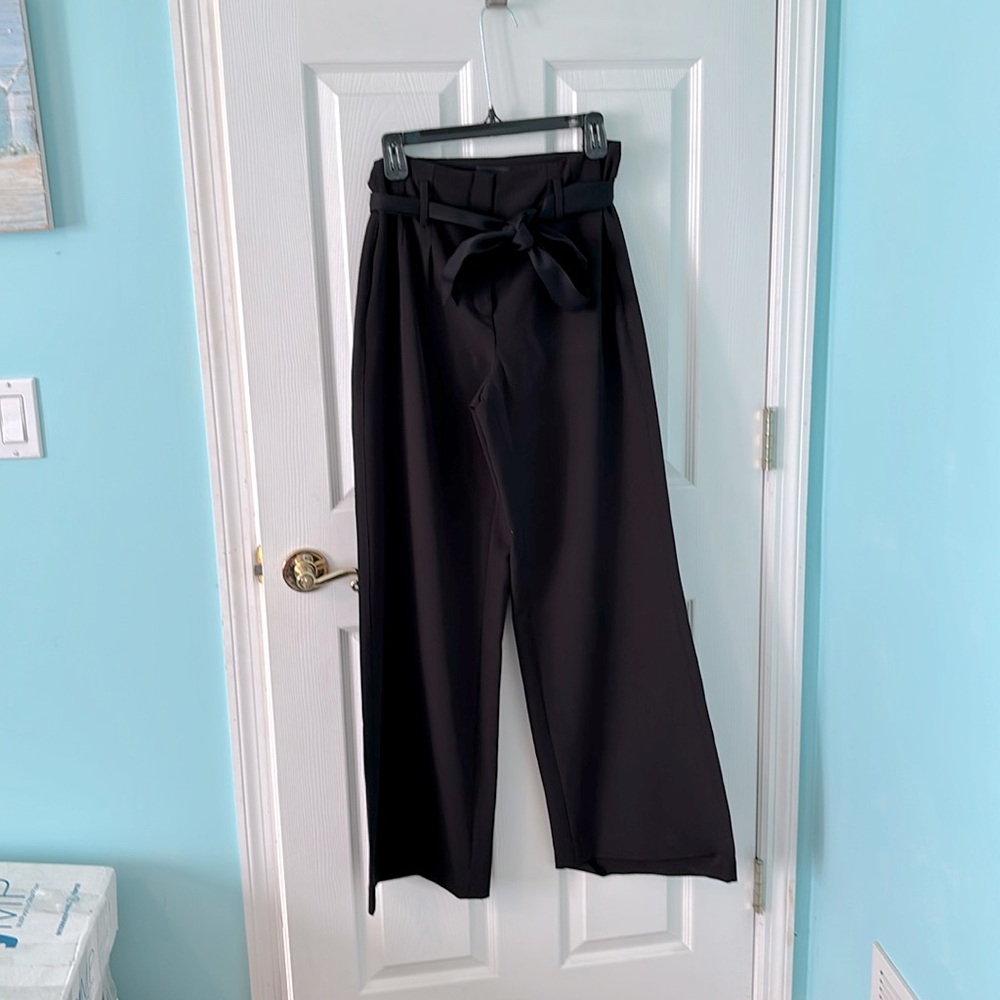 WHBM size 4 black wide leg trousers